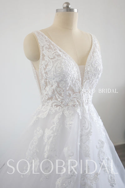 White V neck A line heaving beading wedding dress 20250318C
