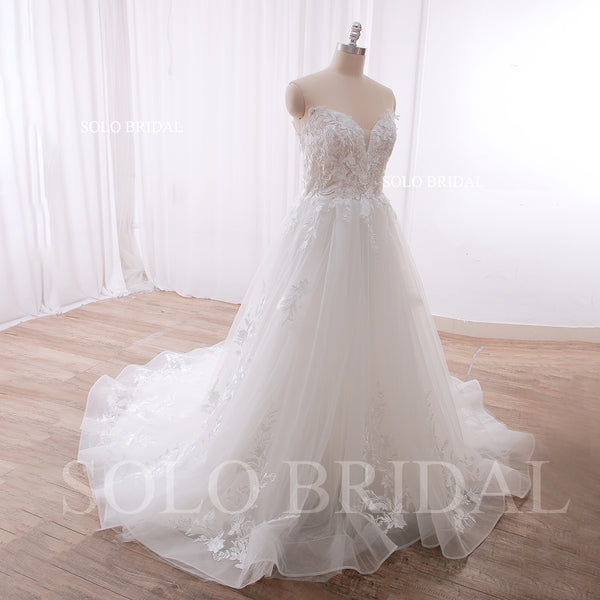 240402A Strapless Sweetheart Lace up A line Wedding Dress