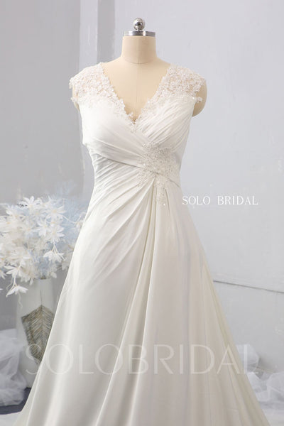 A Line High Waist Pregnant Bride Wedding Dress with Chapel Train