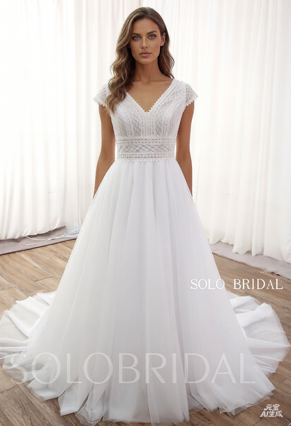 White A line Lace Tulle Wedding Dress with Chapel Train DPP_0035