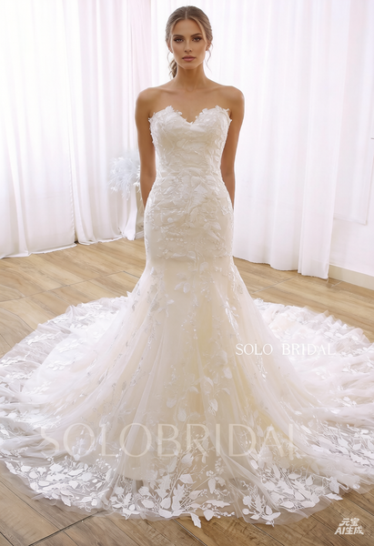 Ivory Sweetheart Strapless Mermaid Cathedral Train Wedding Dress 724A3690