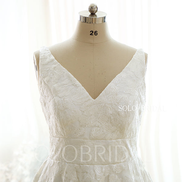 Ivory A line V neck Plus size Wedding Dress DPP_0018