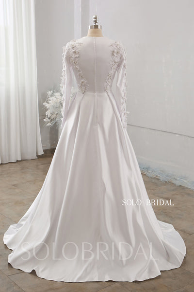 White Muslim Long Sleeve High Neck Sweep Train Wedding Dress 724A0030