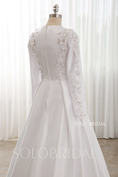 White Muslim Long Sleeve High Neck Sweep Train Wedding Dress 724A0030