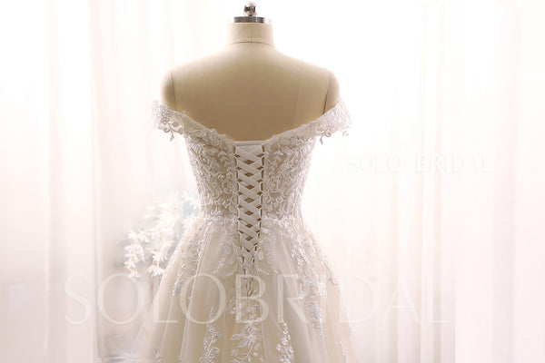 Light champagne A line New Lace off shoulder wedding dress 724A0674