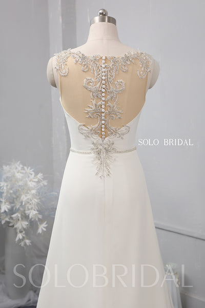 Ivory small A line crepe wedding dress 724A1526