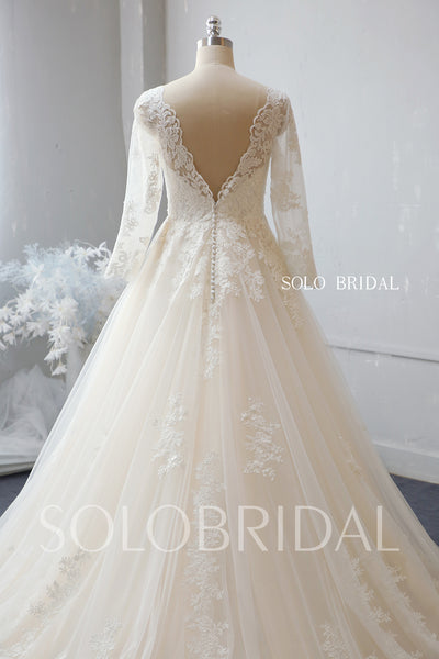 Ivory V neck long sleeves France lace wedding dress 724A2144