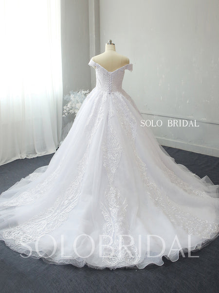 White Ball Gown shiny organza wedding dress 724A2218