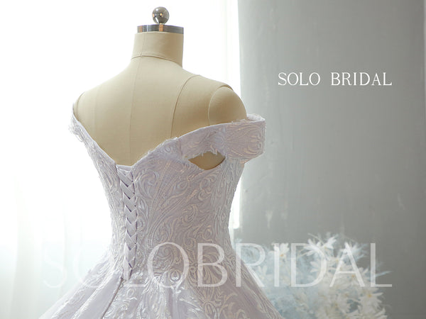 White Ball Gown shiny organza wedding dress 724A2218