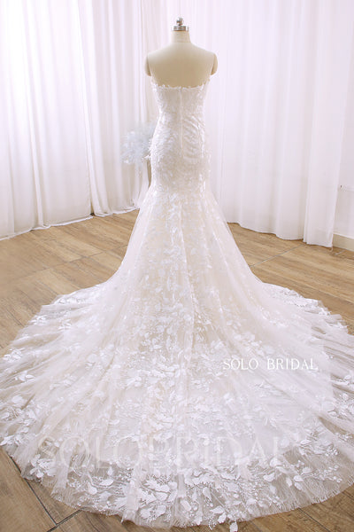 Ivory Sweetheart Strapless Mermaid Cathedral Train Wedding Dress 724A3690
