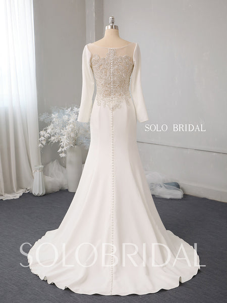 Ivory crepe fit and flare wedding dress 724A3668