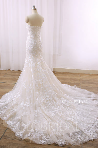 Ivory Sweetheart Strapless Mermaid Cathedral Train Wedding Dress 724A3690