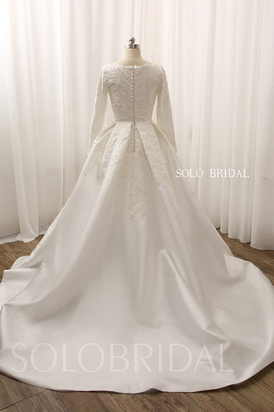 Ivory long sleeve bridal satin A line wedding dress 724A8126a