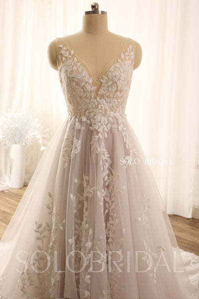 Sexy leaf lace V neck  A line light tulle wedding dress 724A9119a