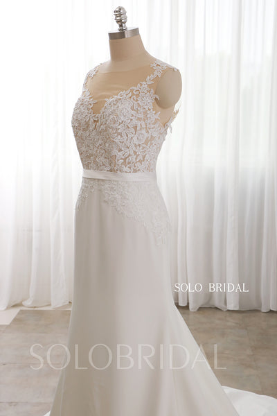 Ivory Crepe Fitted Wedding Dress Chapel Train 724A9970