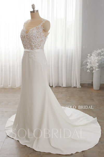 Ivory Crepe Fitted Wedding Dress Chapel Train 724A9970