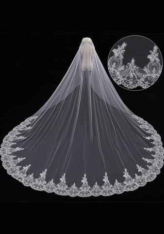 Elegant Cathedral Wedding Veil with Lace from Midway