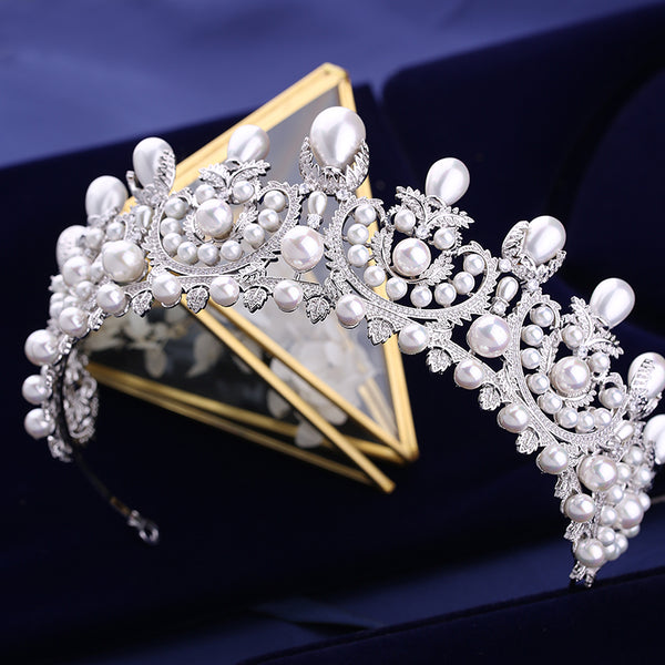 Luxury Cubic Zirconia Bridal Tiara With Pearls