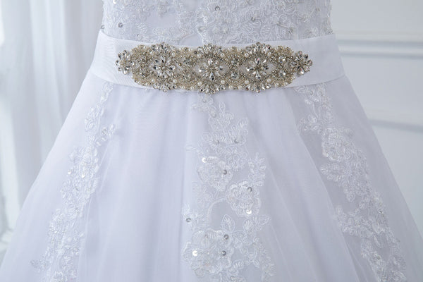 A Line Wedding Dress with a Sweetheart Neckline