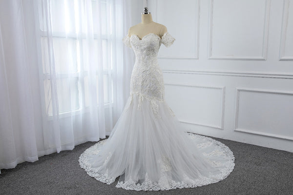 Ivory Off Shoulder Short Sleeve Mermaid Shape Lace Wedding Dress with Cathedral Train