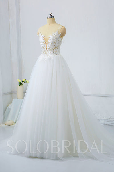 Light Summer Wedding Dress with Sexy Bodice