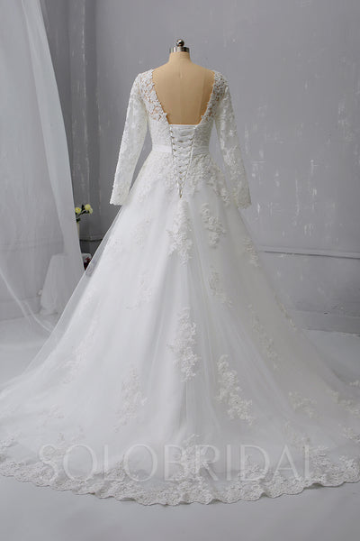 A Line Long Sleeve Ivory Wedding Dress with Court Train and New Lace