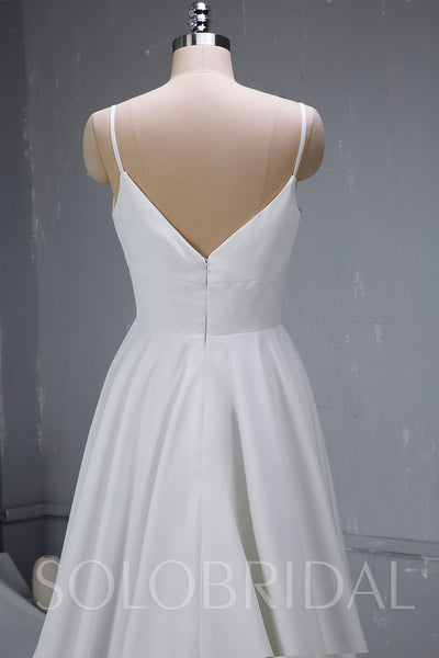 Chic Crepe Satin Wedding Dress with Open Neckline