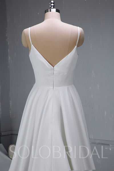 Chic Crepe Satin Wedding Dress with Open Neckline