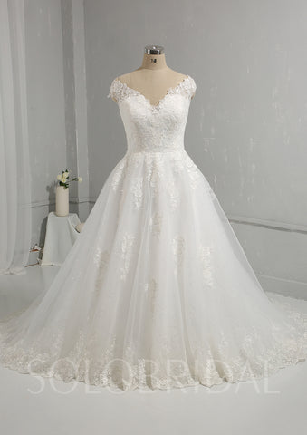 Ivory Ball Gown Wedding Dress with Cotton Lace