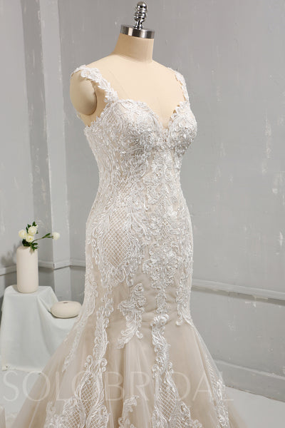 Lace Mermaid Wedding Dress with Straps