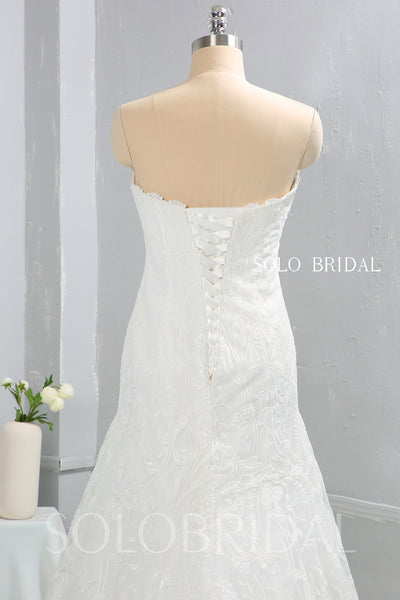 Ivory Strapless Sweetheart Fitted Wedding Dress