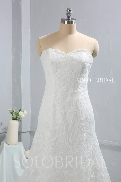 Ivory Strapless Sweetheart Fitted Wedding Dress