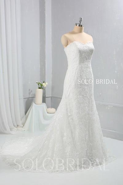 Ivory Strapless Sweetheart Fitted Wedding Dress