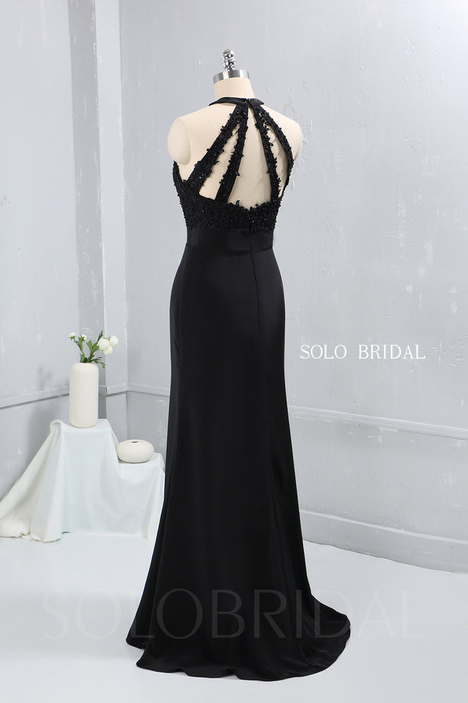 Solobridal - Black Halter Neck Bridesmaid Dress with Sweep Train SoloBridal Solobridal - Black Halter Neck Bridesmaid Dress with Sweep Train SoloBridal