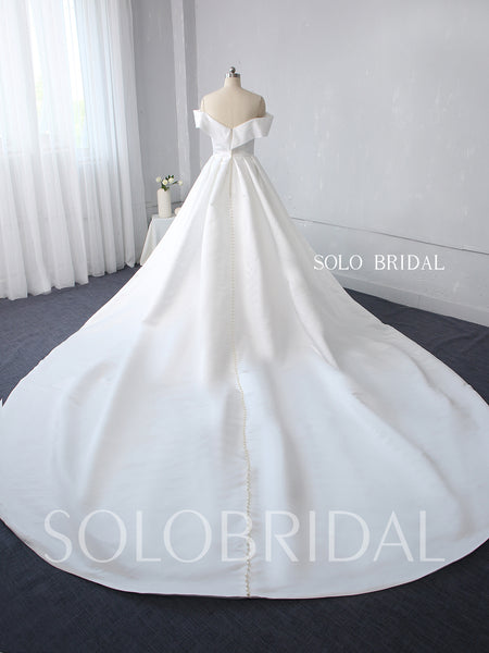 Light Ivory Bridal Satin Wedding Dress