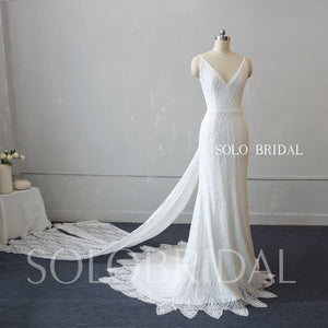 Ivory Scallop Lace Sheath Wedding Dress