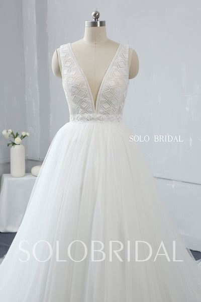 Light Ivory Plunge V Neck Wedding Dress with Court Train